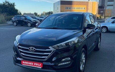 Hyundai Tucson III, 2017 год, 2 400 000 рублей, 2 фотография
