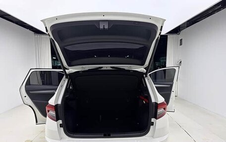 Skoda Karoq I, 2022 год, 1 680 000 рублей, 7 фотография