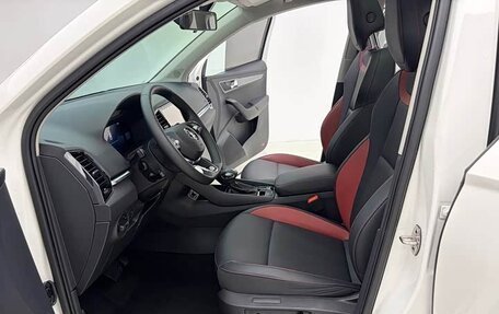 Skoda Karoq I, 2022 год, 1 680 000 рублей, 8 фотография