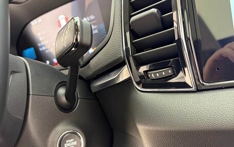 Skoda Karoq I, 2022 год, 1 680 000 рублей, 14 фотография