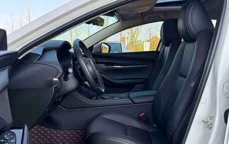 Mazda 3, 2022 год, 1 376 000 рублей, 11 фотография