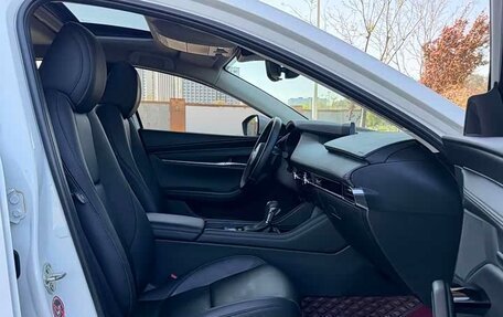 Mazda 3, 2022 год, 1 376 000 рублей, 20 фотография