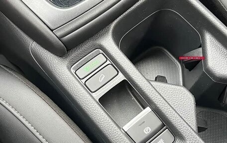 Honda Vezel, 2023 год, 1 860 002 рублей, 14 фотография