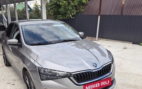 Skoda Rapid II, 2021 год, 1 660 000 рублей, 2 фотография