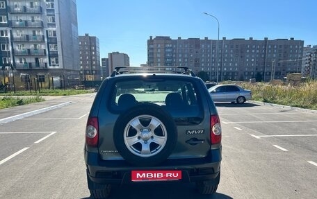 Chevrolet Niva I рестайлинг, 2011 год, 338 000 рублей, 6 фотография