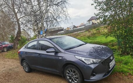Hyundai Solaris II рестайлинг, 2022 год, 1 650 000 рублей, 5 фотография