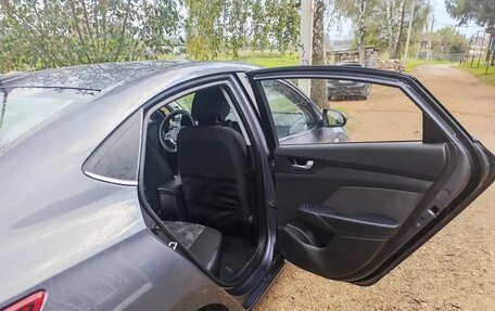 Hyundai Solaris II рестайлинг, 2022 год, 1 650 000 рублей, 15 фотография