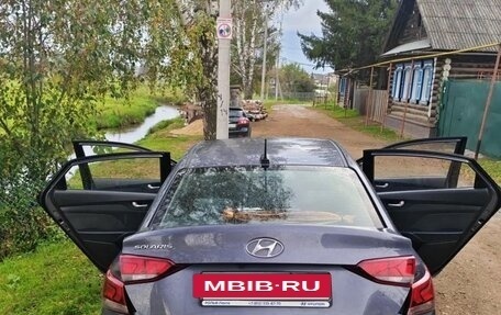 Hyundai Solaris II рестайлинг, 2022 год, 1 650 000 рублей, 8 фотография