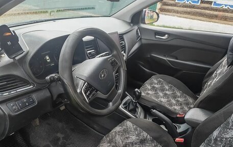 Hyundai Solaris II рестайлинг, 2022 год, 1 650 000 рублей, 18 фотография