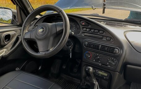Chevrolet Niva I рестайлинг, 2012 год, 520 000 рублей, 25 фотография