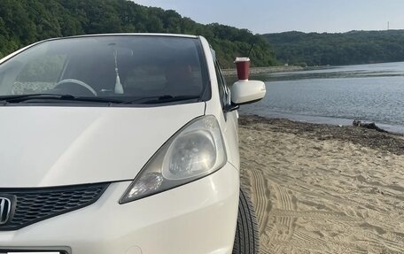 Honda Fit III, 2008 год, 460 000 рублей, 2 фотография