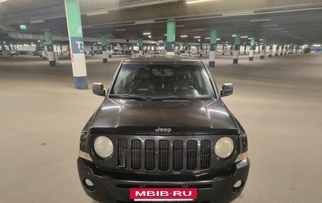 Jeep Liberty (Patriot), 2010 год, 650 000 рублей, 2 фотография