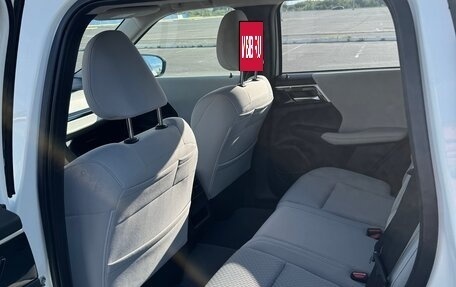 Mitsubishi Outlander, 2022 год, 3 500 000 рублей, 7 фотография