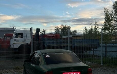 Opel Vectra B рестайлинг, 1996 год, 85 000 рублей, 4 фотография