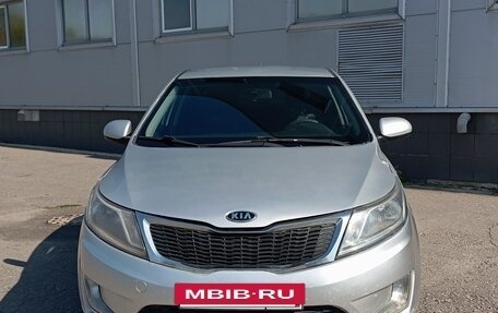 KIA Rio III рестайлинг, 2013 год, 570 000 рублей, 2 фотография