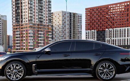 KIA Stinger I, 2020 год, 2 600 000 рублей, 6 фотография