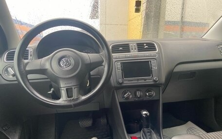 Volkswagen Polo VI (EU Market), 2011 год, 579 000 рублей, 7 фотография