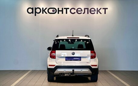 Skoda Yeti I рестайлинг, 2014 год, 1 280 000 рублей, 8 фотография