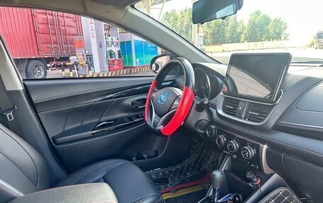Toyota Yaris XP150 рестайлинг, 2023 год, 970 000 рублей, 14 фотография