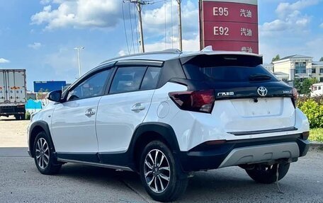 Toyota Yaris XP150 рестайлинг, 2023 год, 970 000 рублей, 6 фотография