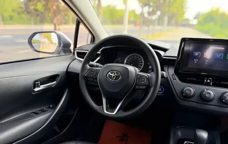 Toyota Corolla, 2023 год, 1 600 000 рублей, 13 фотография