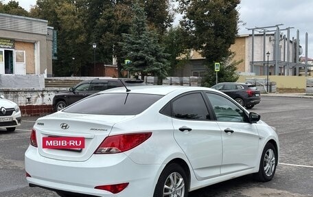 Hyundai Solaris II рестайлинг, 2015 год, 720 000 рублей, 5 фотография