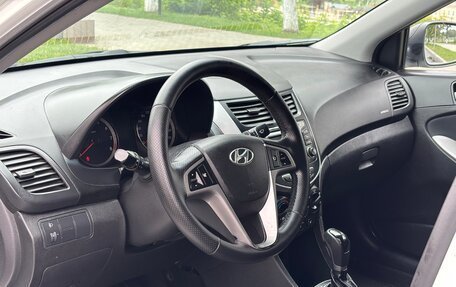 Hyundai Solaris II рестайлинг, 2015 год, 720 000 рублей, 12 фотография
