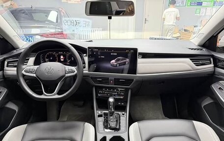 Volkswagen Bora, 2023 год, 1 230 000 рублей, 10 фотография