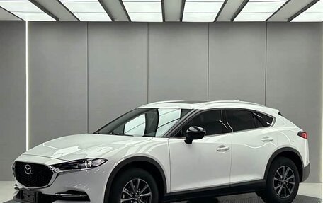 Mazda CX-4, 2023 год, 1 740 000 рублей, 1 фотография