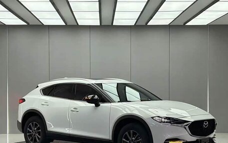Mazda CX-4, 2023 год, 1 740 000 рублей, 3 фотография