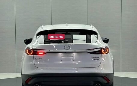 Mazda CX-4, 2023 год, 1 740 000 рублей, 6 фотография