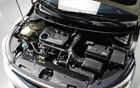KIA Stonic, 2019 год, 1 300 000 рублей, 6 фотография