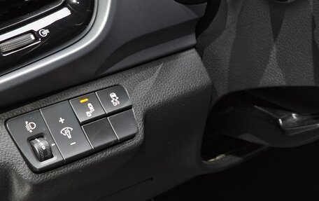 KIA Stonic, 2019 год, 1 300 000 рублей, 11 фотография