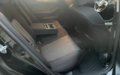 Mazda 6, 2020 год, 2 350 000 рублей, 18 фотография