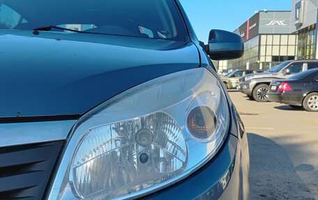 Renault Sandero I, 2012 год, 557 000 рублей, 21 фотография