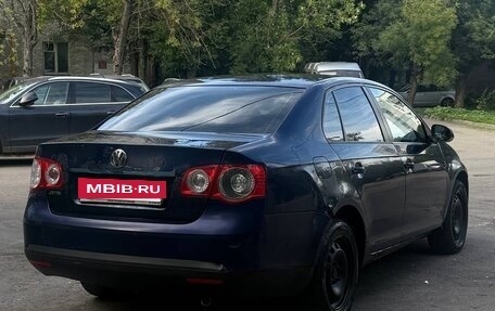 Volkswagen Jetta VI, 2008 год, 269 000 рублей, 5 фотография