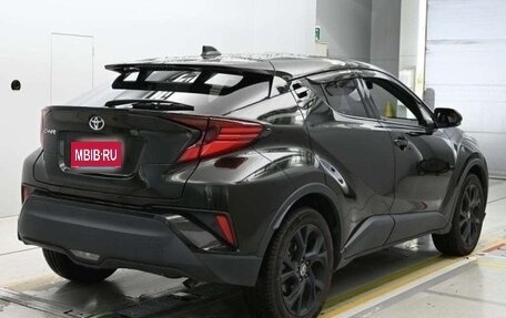 Toyota C-HR I рестайлинг, 2022 год, 1 867 000 рублей, 4 фотография