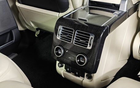 Land Rover Range Rover IV рестайлинг, 2018 год, 5 795 000 рублей, 31 фотография