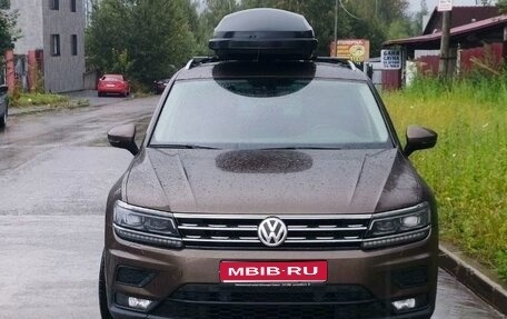 Volkswagen Tiguan II, 2018 год, 2 129 000 рублей, 1 фотография