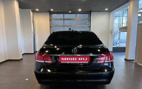 Mercedes-Benz E-Класс, 2013 год, 1 890 000 рублей, 4 фотография