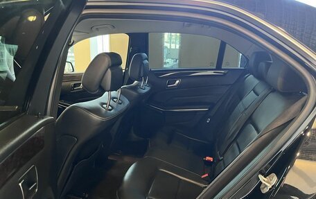 Mercedes-Benz E-Класс, 2013 год, 1 890 000 рублей, 23 фотография