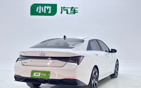 Hyundai Elantra, 2022 год, 1 615 000 рублей, 3 фотография