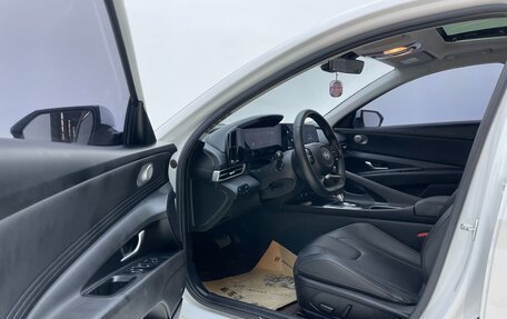 Hyundai Elantra, 2022 год, 1 615 000 рублей, 4 фотография
