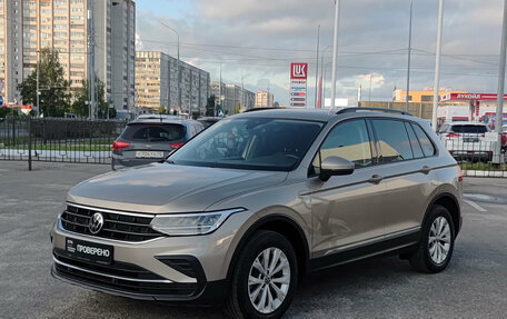 Volkswagen Tiguan II, 2021 год, 2 600 000 рублей, 5 фотография