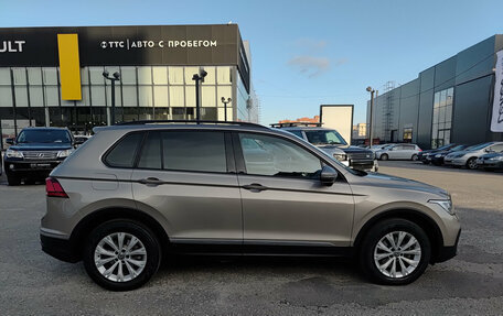 Volkswagen Tiguan II, 2021 год, 2 600 000 рублей, 8 фотография