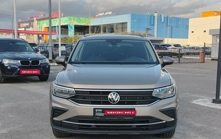 Volkswagen Tiguan II, 2021 год, 2 600 000 рублей, 6 фотография