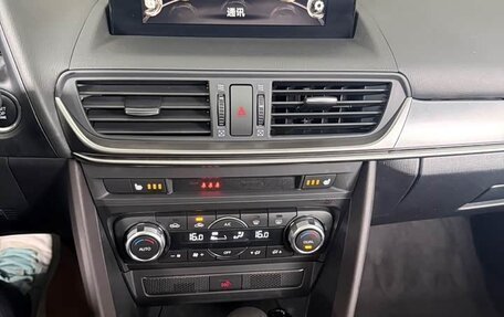 Mazda CX-4, 2023 год, 1 740 000 рублей, 9 фотография