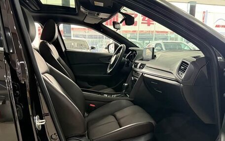 Mazda CX-4, 2023 год, 1 740 000 рублей, 7 фотография