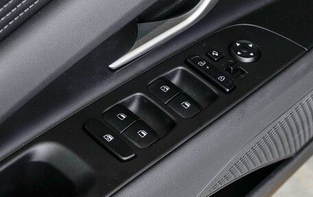 Hyundai Elantra, 2026 год, 2 050 000 рублей, 27 фотография