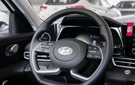 Hyundai Elantra, 2026 год, 2 050 000 рублей, 18 фотография